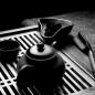 Mobile Preview: Japanische Teeset in schwarz mit schwarzen Hintergrund